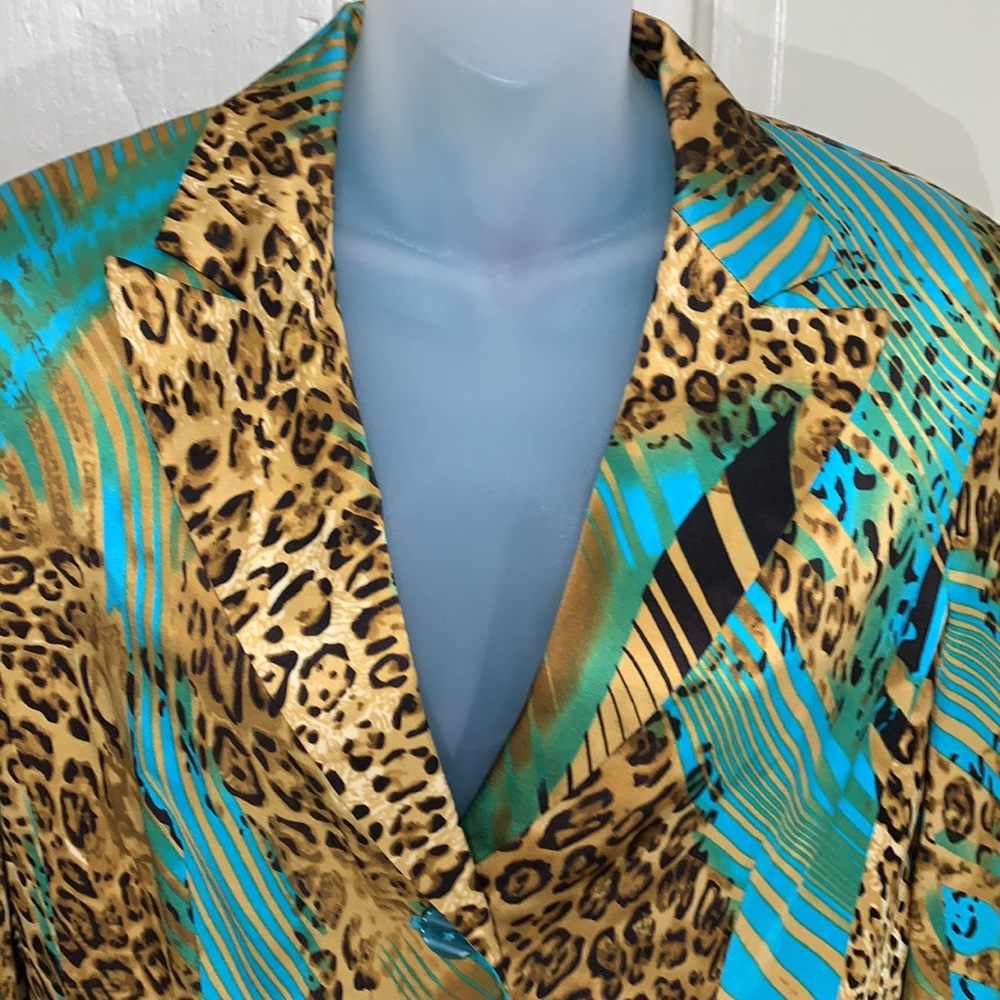 Russell Kemp Silk Jacket - Picture 3 of 7